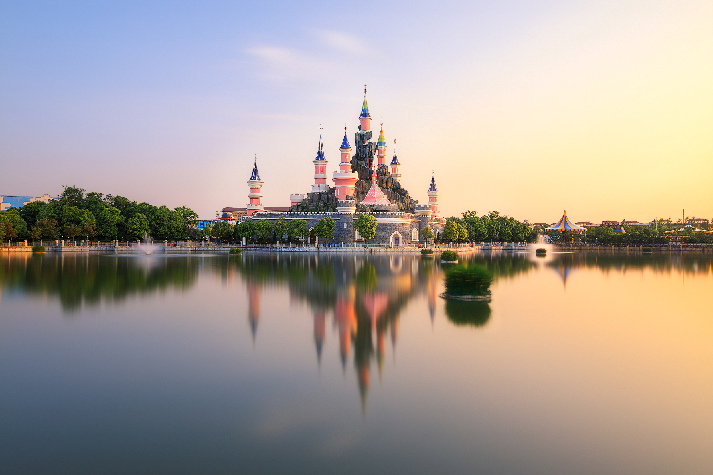 Wuhu Fantawild Dreamland cover image