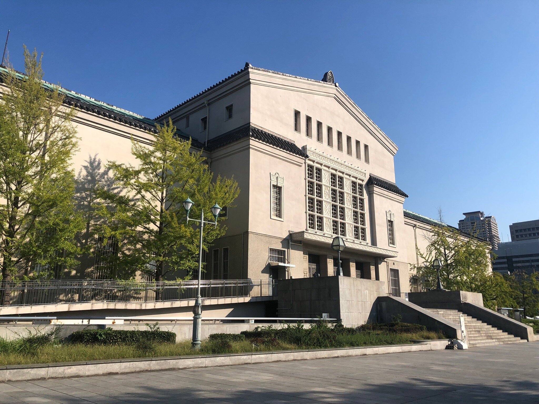 Музей изобразительных искусств Осаки