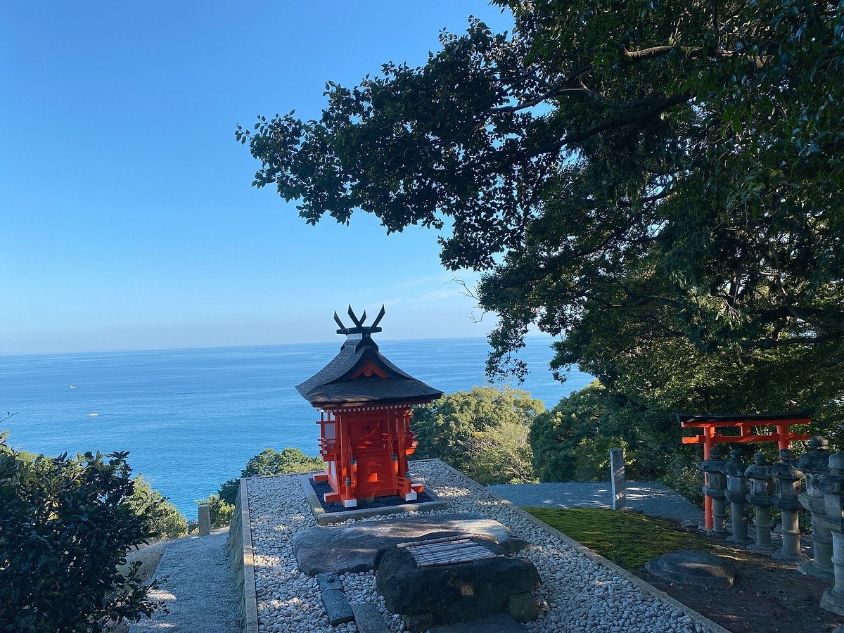 Enoura Observatory cover image