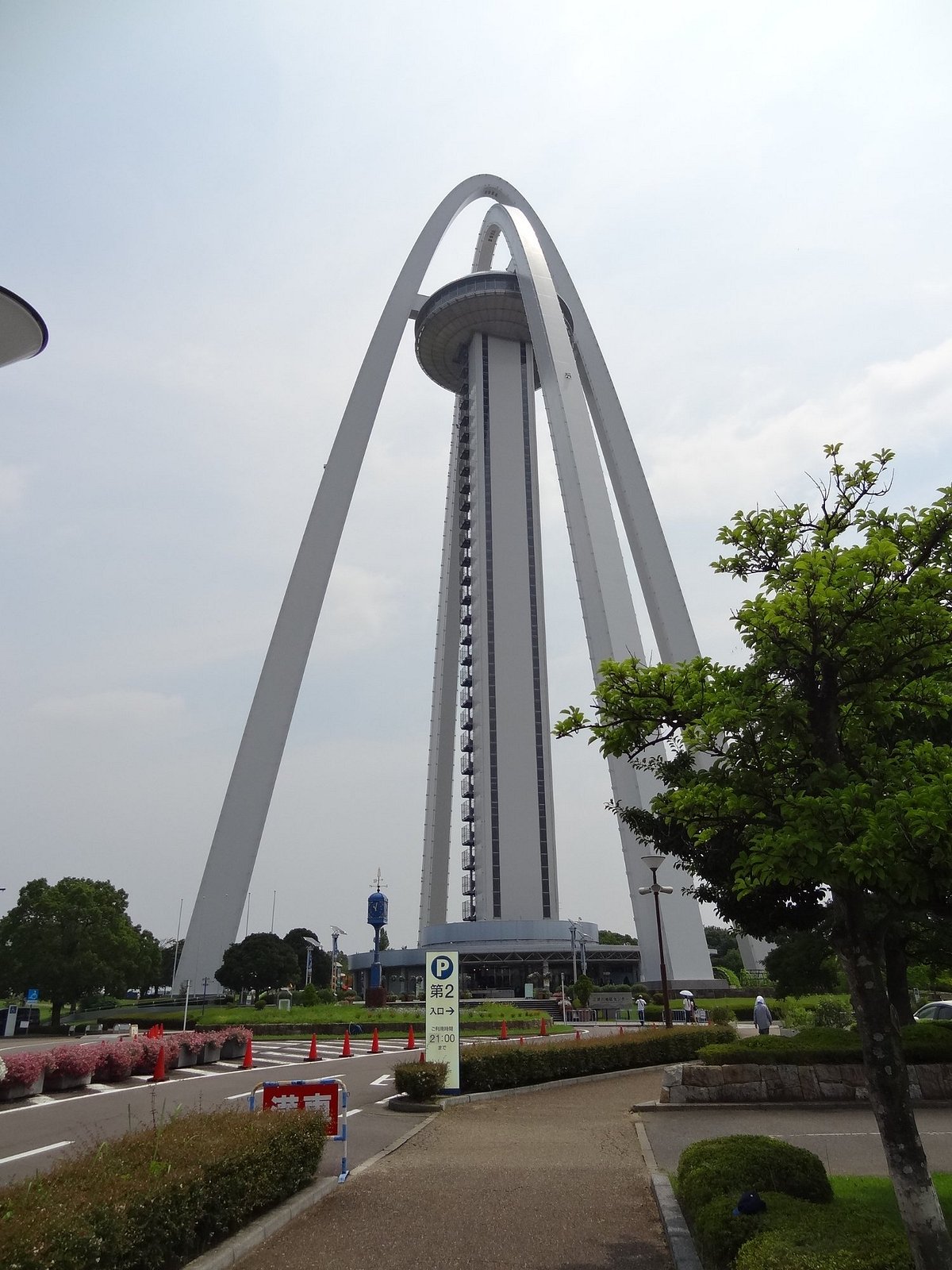 Башня Twin Arch 138