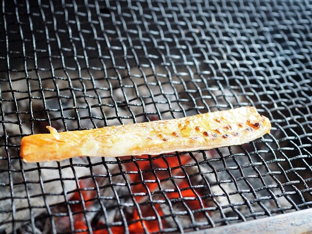 Kui Dokoro Shake Ban Ya: Meeresfrüchte aus Hokkaido vom Holzkohlegrill — 5