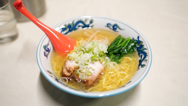 Teishoku Meshiya: Meeresfrüchte-Schalen in Sapporo — 4