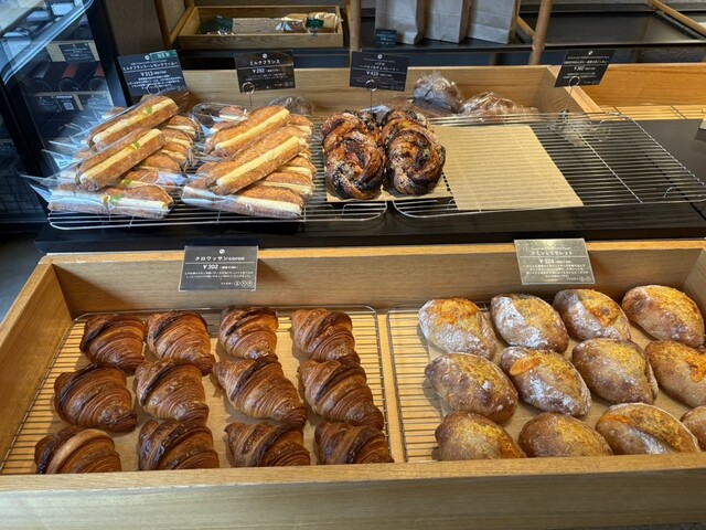 boulangerie coron Honten: ремесленная пекарня на хоккайдской пшенице — 4