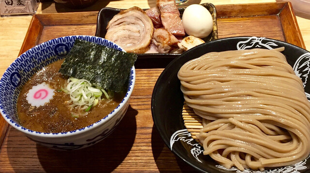 Chuka Soba Tomita: эталонные цукэмэн у стойки на девять мест — 1