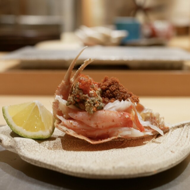 Sushi Ei: нестандартные суши омакасэ и редкое сакэ — 4
