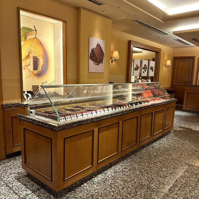 La Maison du Chocolat Marunouchi ten: парижские конфеты с ганашем — 4