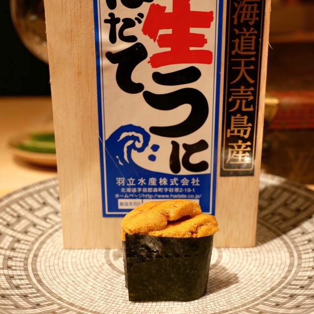 Sushi Takamitsu: театральные омакасе и премиальные уни — 4