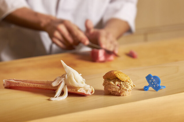 Sushi Yasumitsu: сезонное омакасэ с редкими морепродуктами — 3