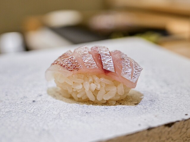 Sushi Namba Hibiya: суши эдомаэ с температурным контролем — 4