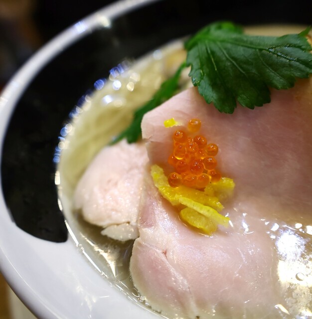 SOBA-Shiro Kuro: рамен на бульоне из моллюсков — 3