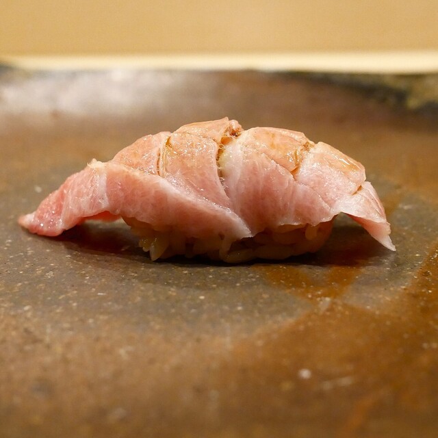 Sushi Oku: эталонные суши в стиле эдомаэ — 1