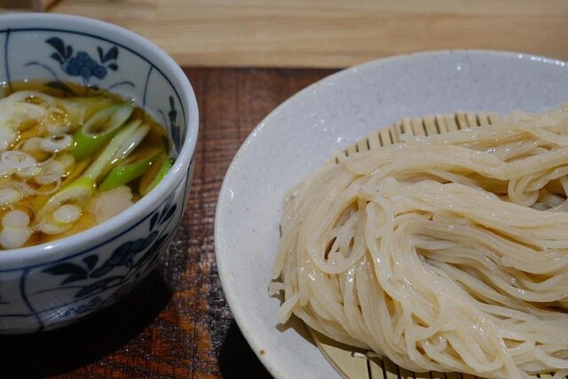 Tokusen Hiyamugi Kiwadachi: Freshly Made Hiyamugi Noodles — 1