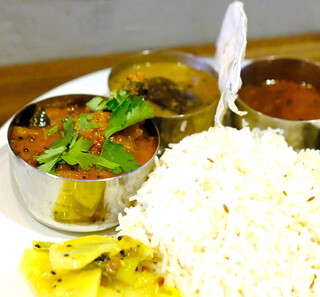Spice Bar Mon Curry: южно-индийские карри-сеты — 2
