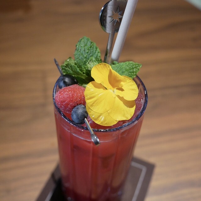 The Bvlgari Bar: панорамные коктейли на крыше — 5