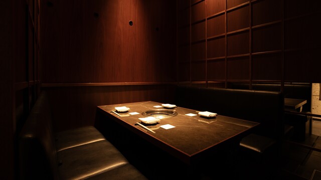 YORONIKU TOKYO Azabudai Hills: якинику-омакасе в отдельных кабинетах — 4