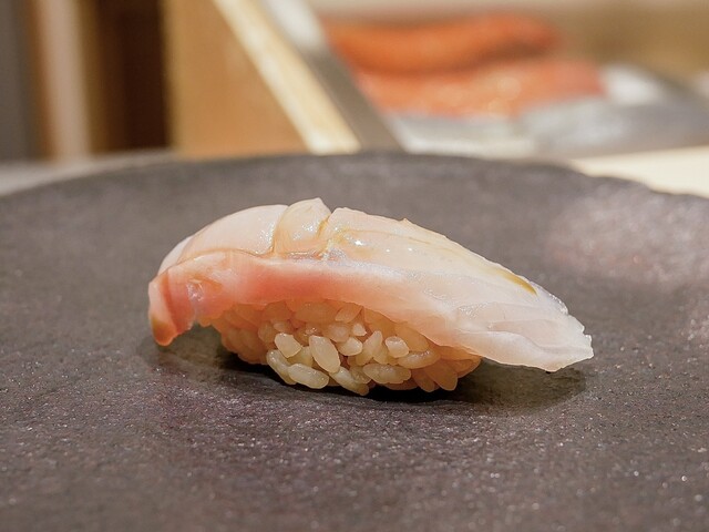 Sushi Suzuki: эталонные суши эдомаэ — 3
