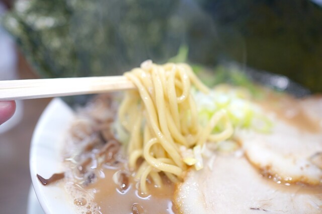 Umai Yo Yuchan Ramen: кюсюский тонкоцу и тяхан из вока — 3