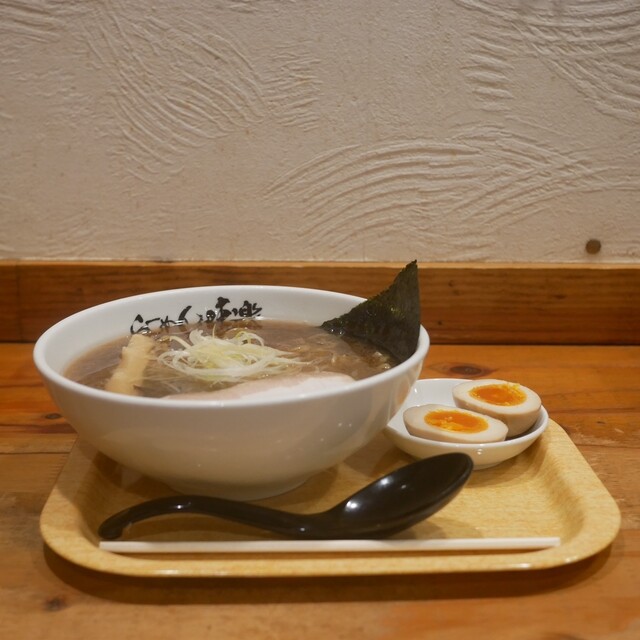 Rishiri Ramen Miraku Shinyokohama raamen hakubutsukan ten: рамен с комбу с Рисири — 3