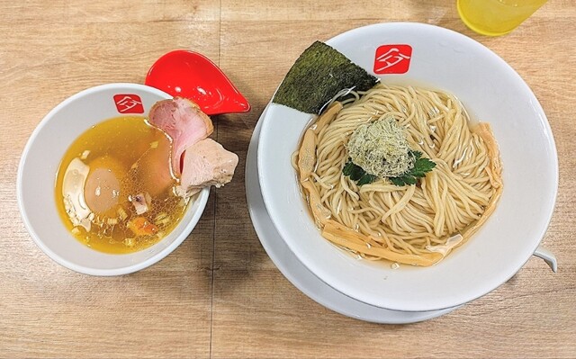 KITCHEN TAKANO: солевые цукэмэн и прозрачный куриный рамэн — 5