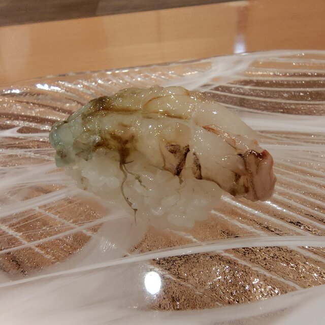 Kanazawa Sushi Yojiro: слоёные нигири из местной рыбы — 3