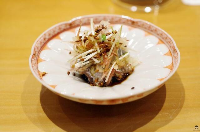 Sushi Ikuta: суши эдомаэ из рыбы Хокурику — 4