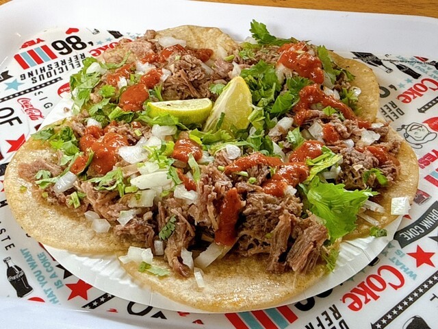 TACOS 3Hermanos Yamanakako: мексиканские тако на кукурузе — 2