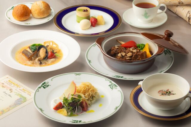 Manpei Hotel Main Dining Room: классическая отельная кухня — 2