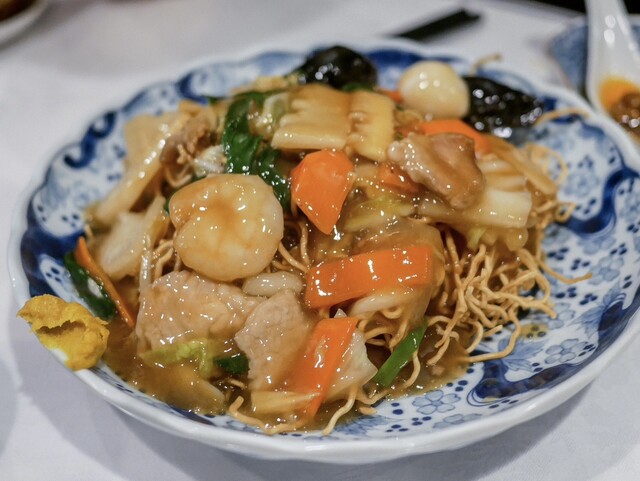 Ichiban: кантонская и сычуаньская кухня, гёдза на бульоне — 3
