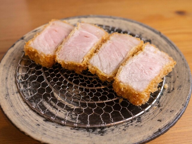 Tonkatsu Hajimari: тонкацу дегустационным сетом за стойкой — 1