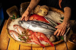 Gyokai Zanmai Genya: театральная подача морепродуктов — 1
