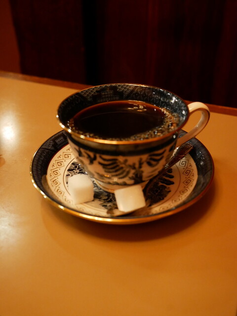 Rokuyosha Coffee Ten: классическая киссатэн эпохи Сёва — 4