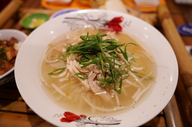 Vietnamese Komugon Kyoto: вьетнамская кухня с акцентом на бульоны — 5