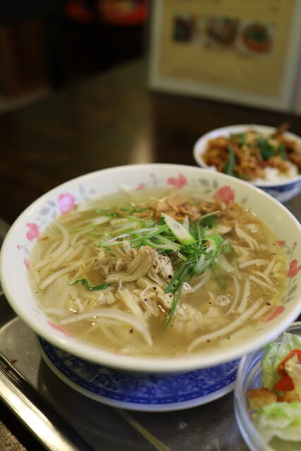 Vietnamese Komugon Kyoto: вьетнамская кухня с акцентом на бульоны — 2