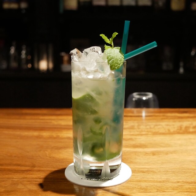 BAR Kingdom: авторские фруктовые коктейли в Киото — 1