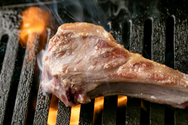 Lamb Nikuya muu: Spezialist für frisches Lamm vom Grill — 1