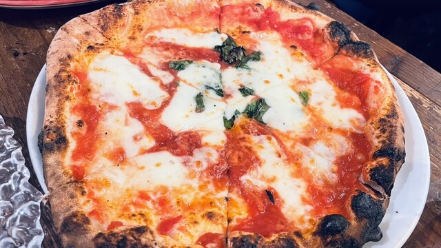 TRATTORIA-PIZZERIA polipo: неаполитанская пицца из дровяной печи — 4