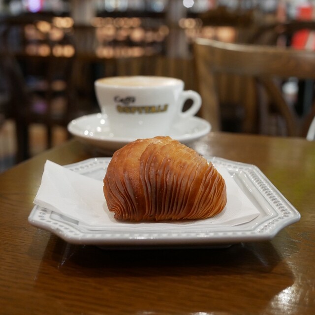 Cafe Ospitale: неаполитанские сфольятелле и эспрессо — 4