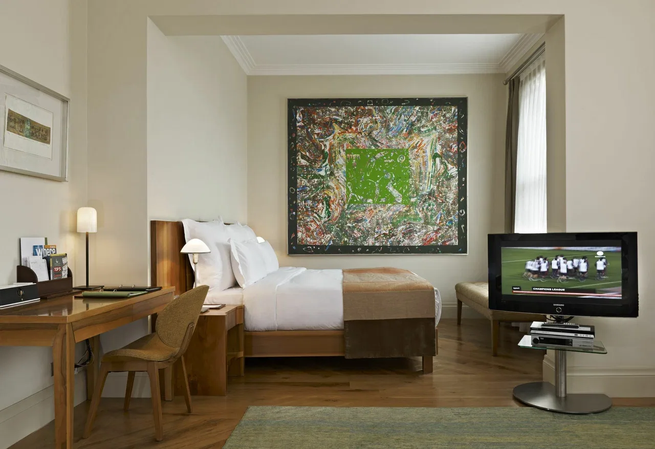 Tomtom Suites - 5