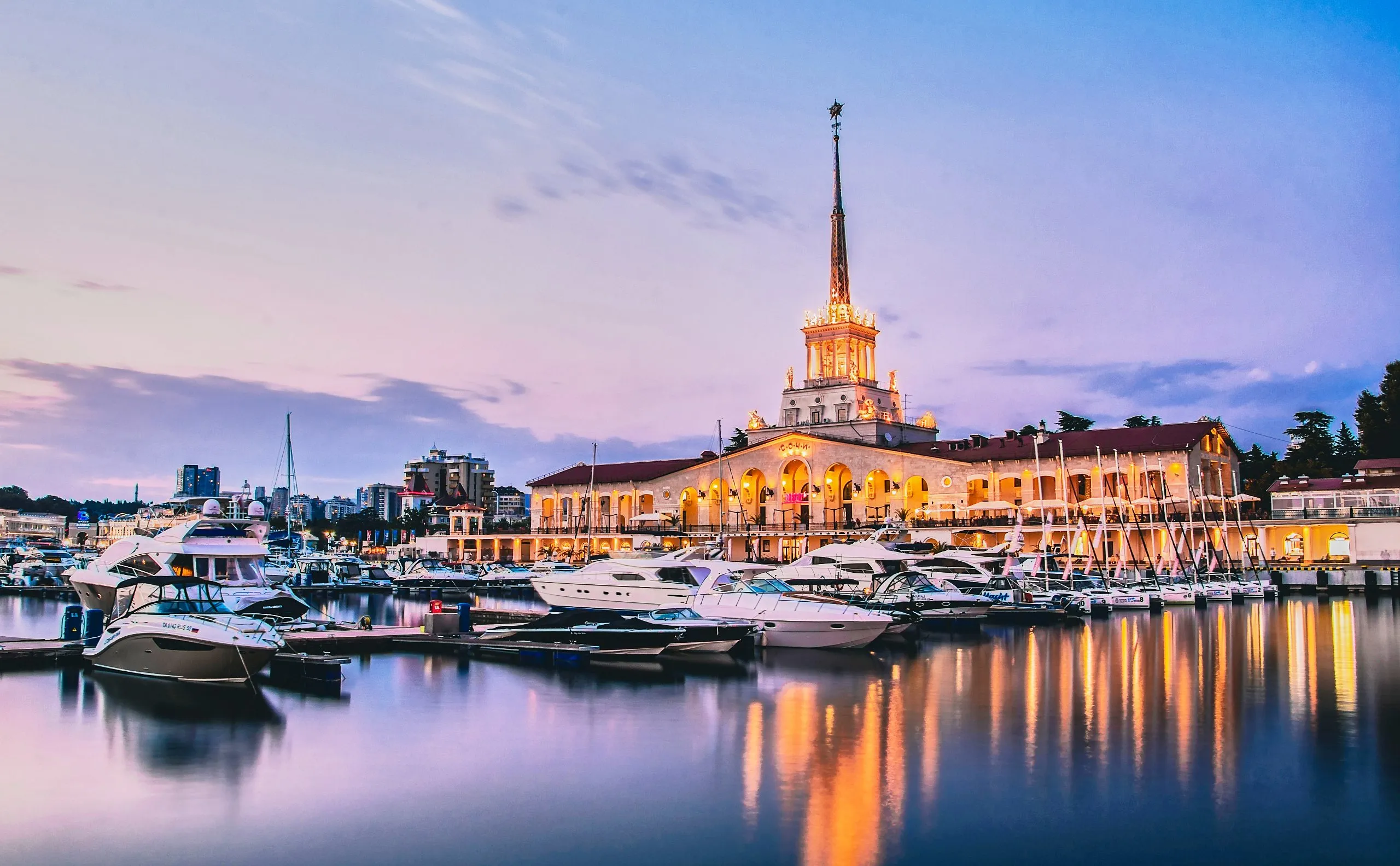 Sochi-Main-Light