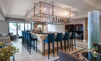 Chekhoff Hotel Moscow — Curio Collection by Hilton - 2