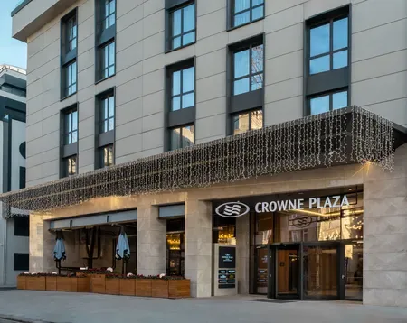 Crowne Plaza Istanbul Ortakoy Bosphorus Hotel