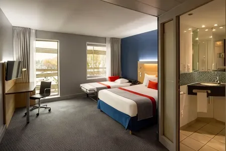Holiday Inn Express Paris - Canal de la Villette by IHG - 2