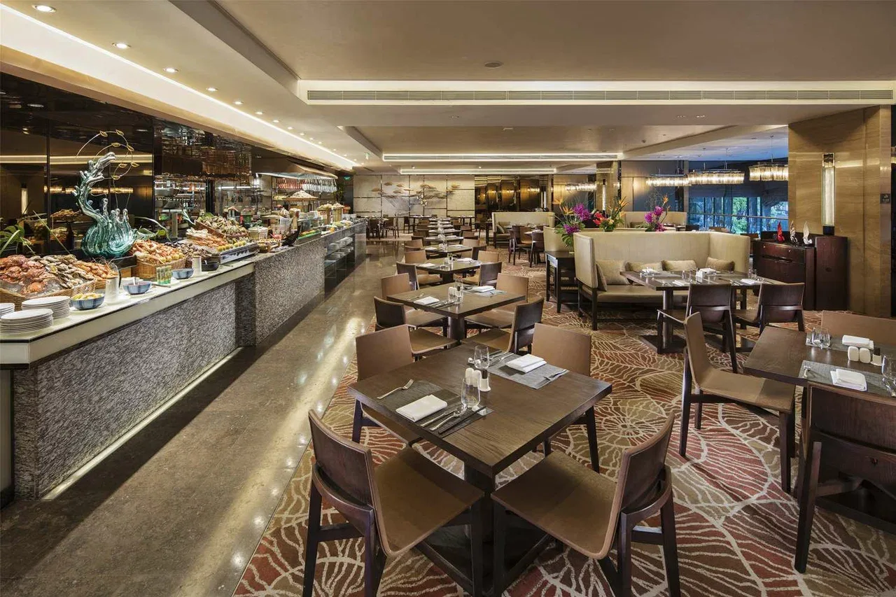 Hilton Guangzhou Tianhe — 7