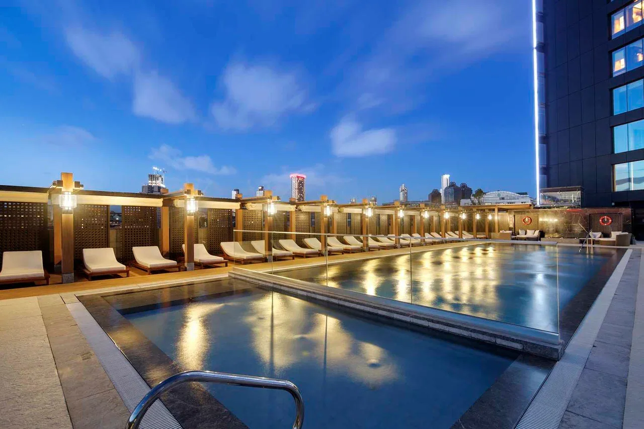 Hilton Istanbul Bomonti Hotel & Conference Center — 7