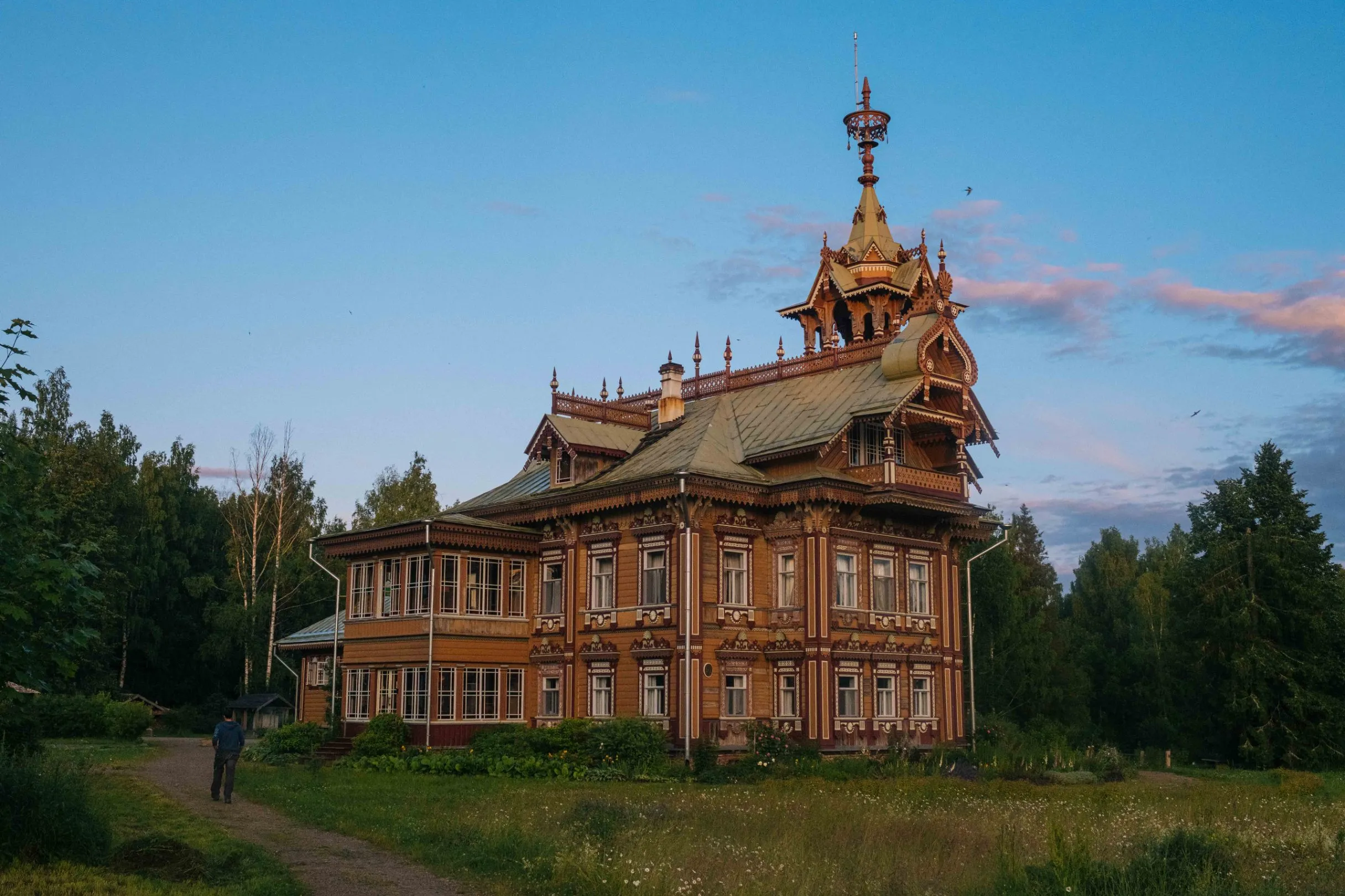 Лесной терем Асташово