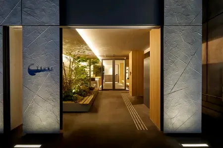 Tsuki Tokyo - 2