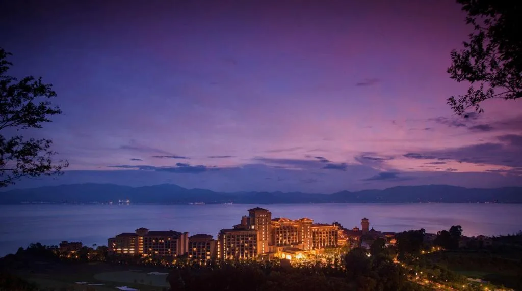 Hilton Yuxi Fuxian Lake — 6