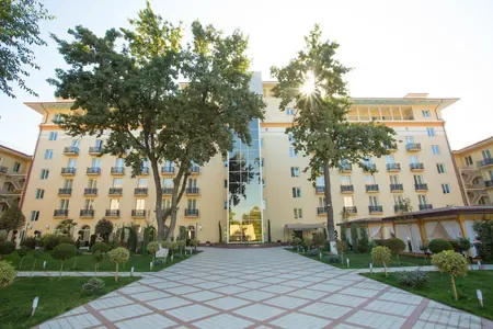 Lotte City Hotel Tashkent Palace - 2