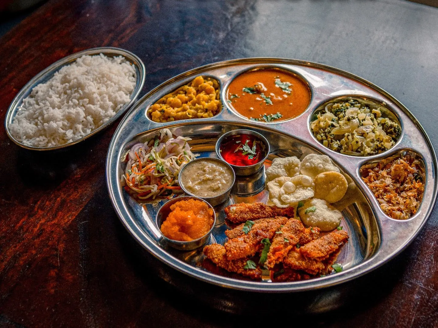 Vellyo Thali
