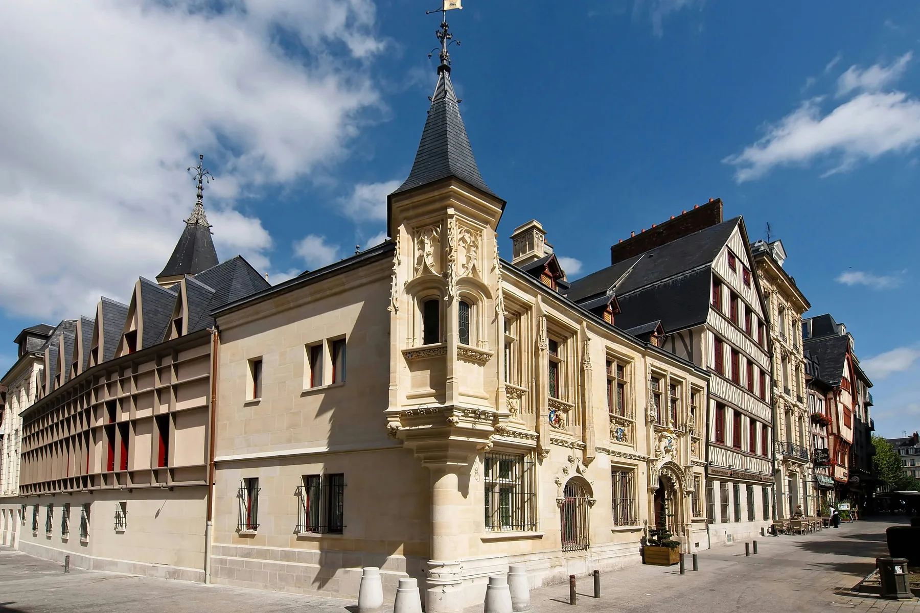 Hôtel de Bourgtheroulde, Autograph Collection - 3